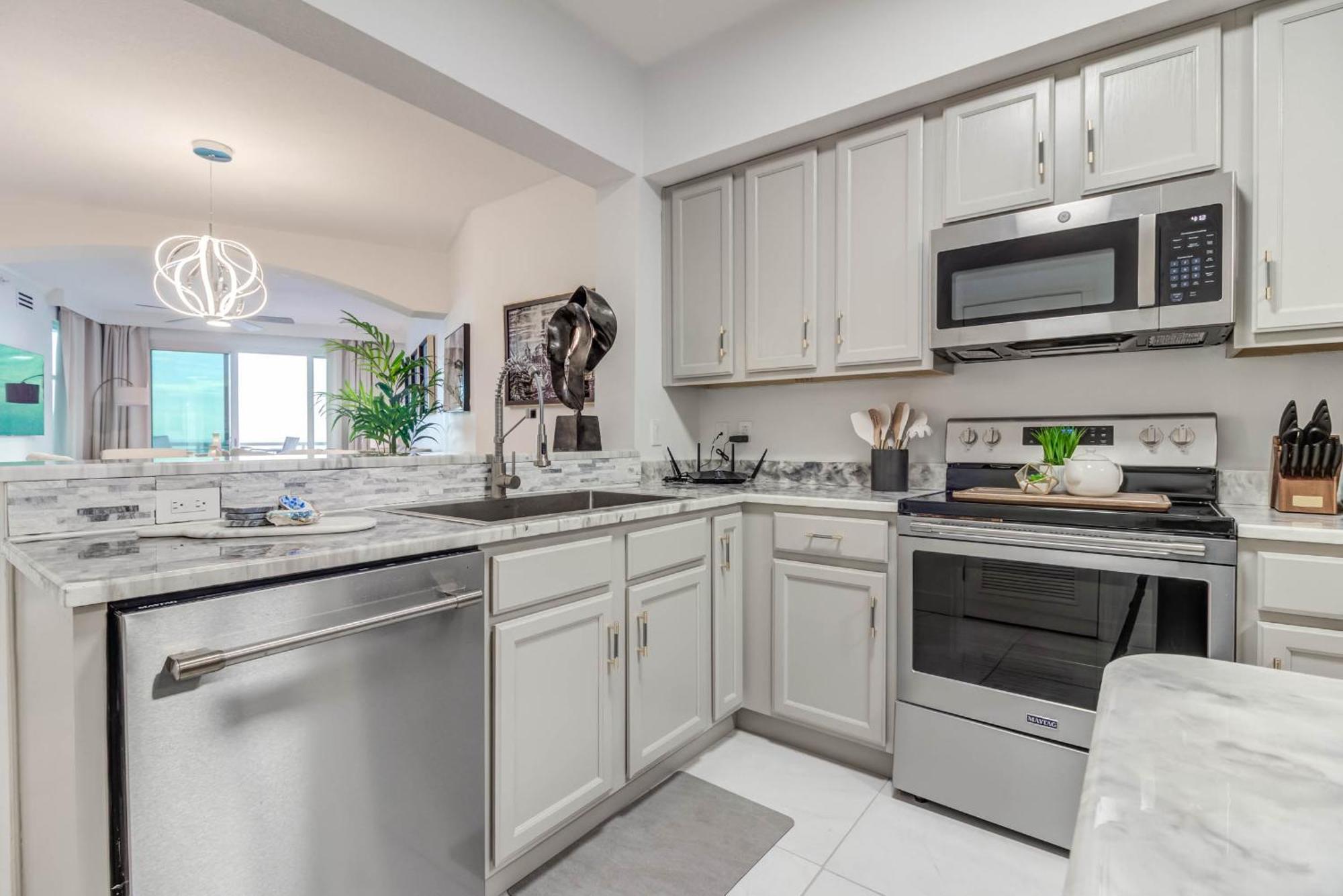 Gorgeous Oceanview 3Br Luxury Condo - Latitude Gulfport Extérieur photo
